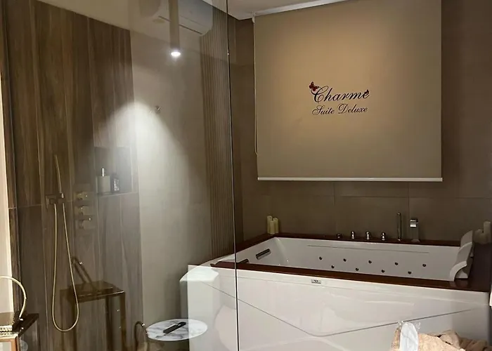 Charme Delux Nocleg ze śniadaniem 3*